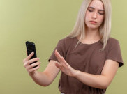 Pengertian FOMO, Penyebab, Gejala, dan Cara Menghindarinya