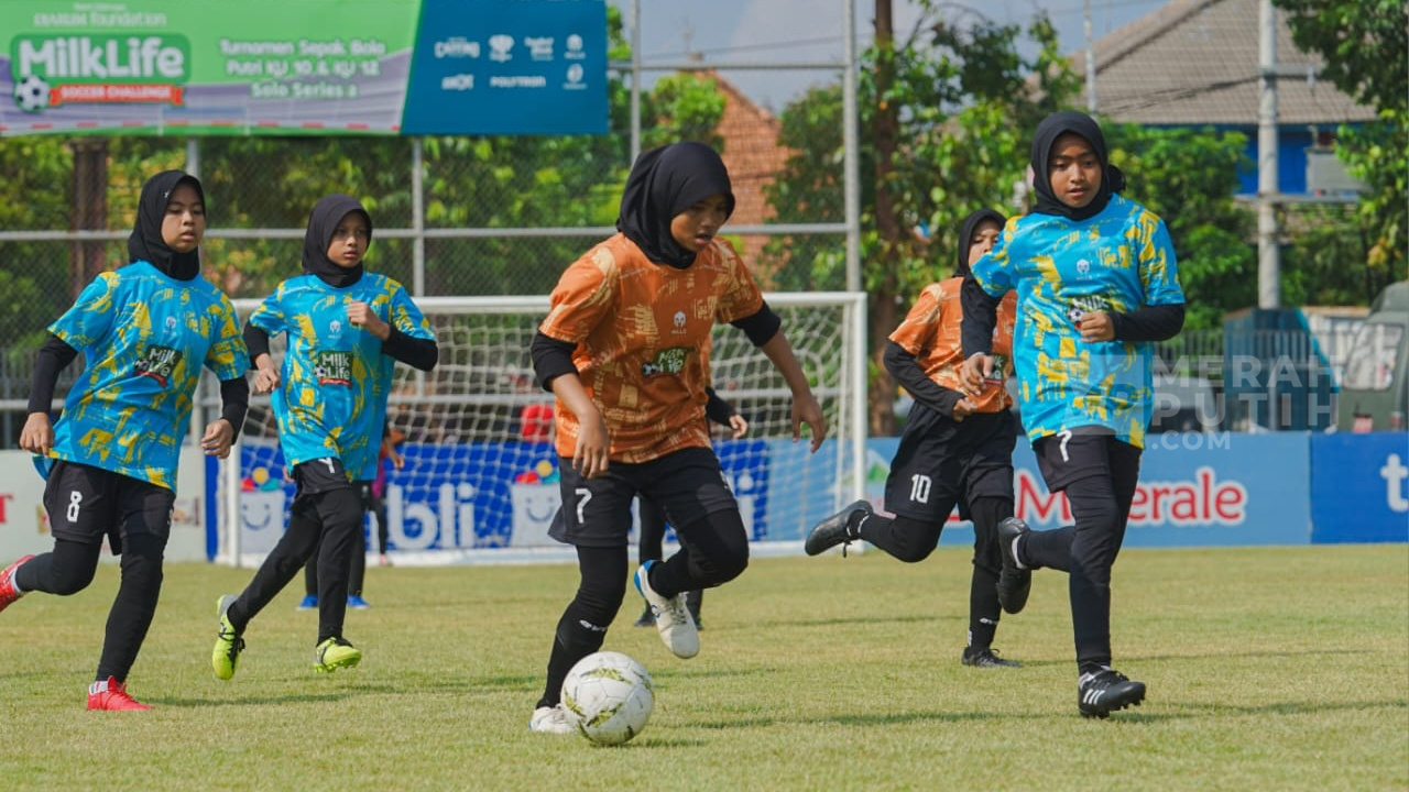 Cari Bibit Pemain Sepak Bola Putri, 830 Siswi Bertarung Di Ajang MilkLife