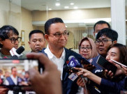 Doa Ibu Mengantarkan Anies - Cak Imin Daftar ke KPU