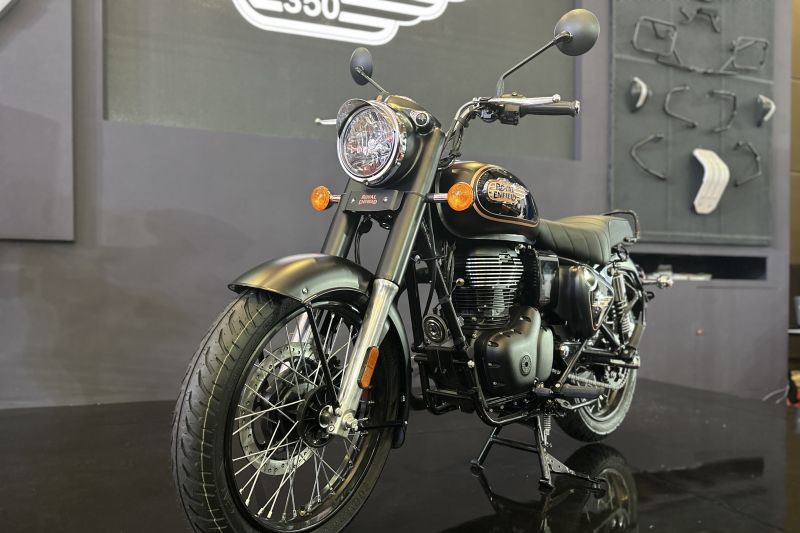 Royal Enfield Bullet 350 Rilis, Cuma Ada 100 Unit di Indonesia