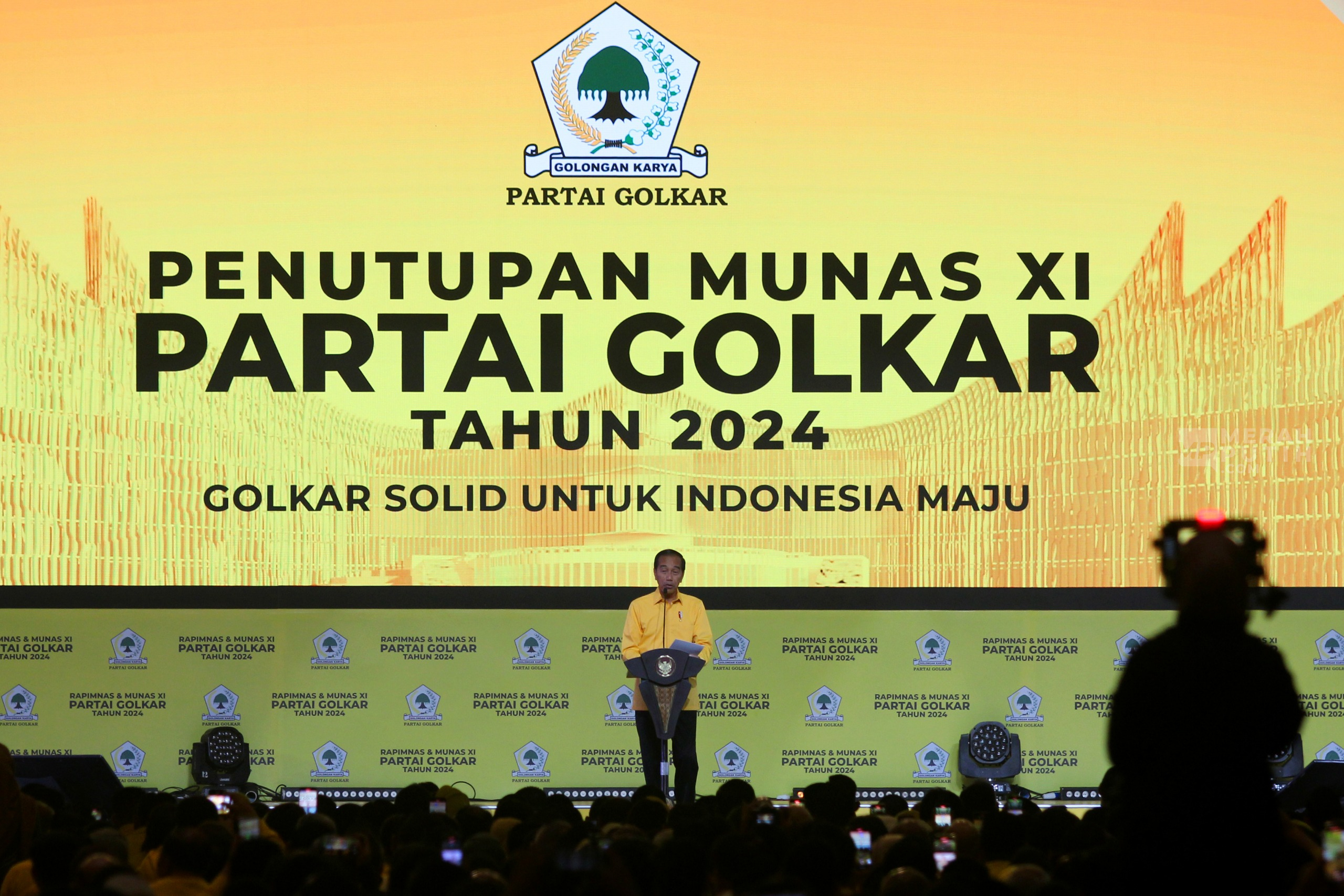 Tutup Munas Golkar, Jokowi Merasa Teduh dan Nyaman Dekat Pohon Beringin