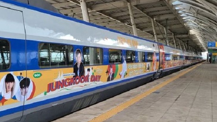 Terungkap Alasan KTX Mau Pasang Foto Jungkook di Badan Kereta