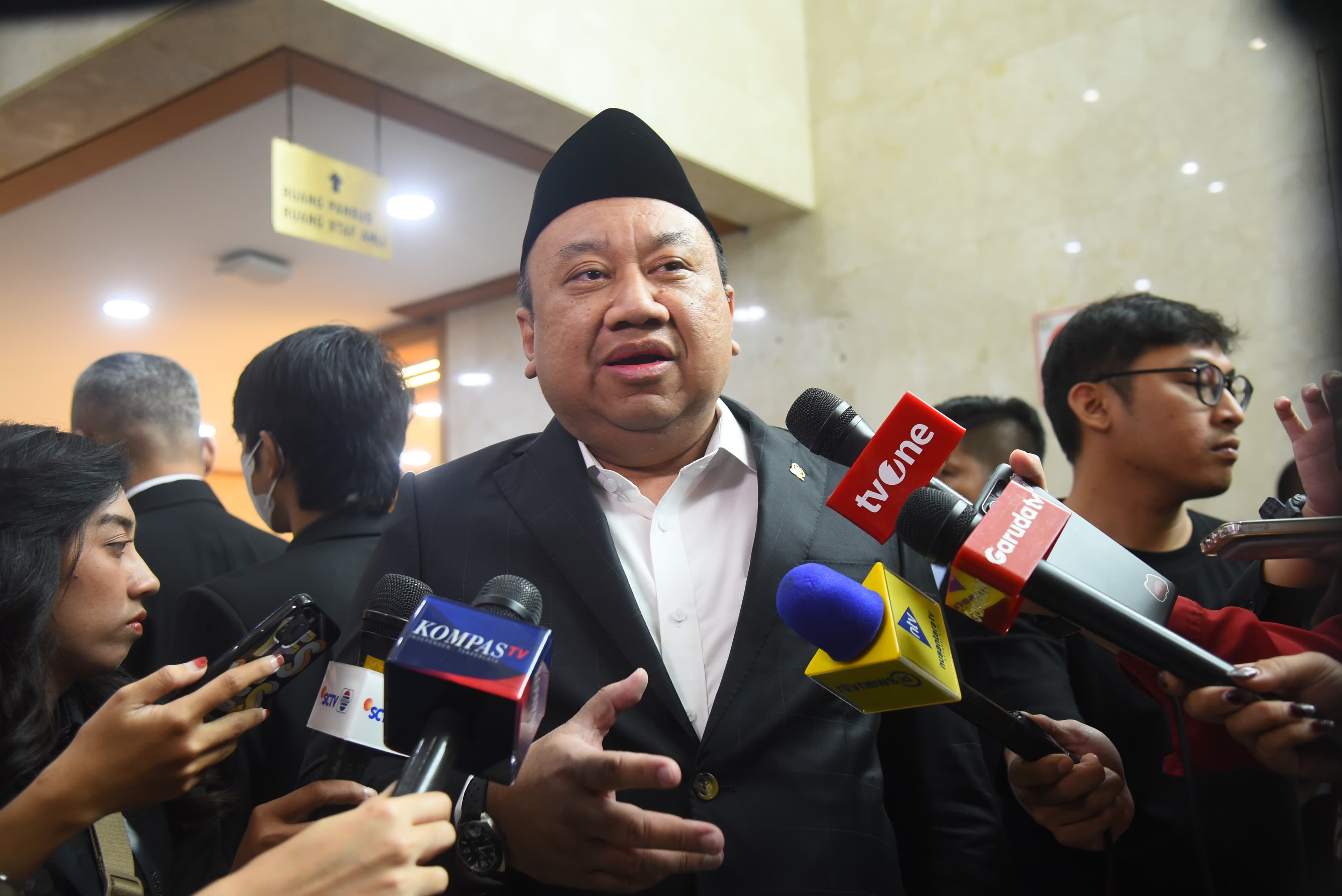Hardiknas 2025, Komisi X DPR: Kualitas Siswa dan Kesejahteraan Guru Masih Jadi PR