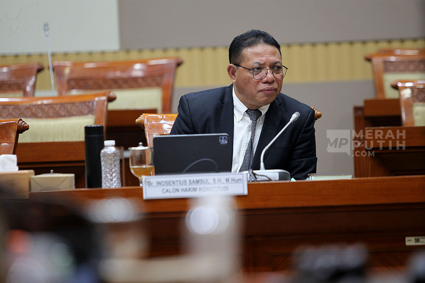 Inosentius Samsul Jalani Uji Kelayakan dan Kepatutan Calon Hakim Konstitusi di Komisi III DPR