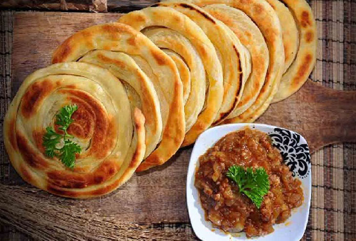 Empuk Nikmat Roti Maryam dari Serambi Mekah