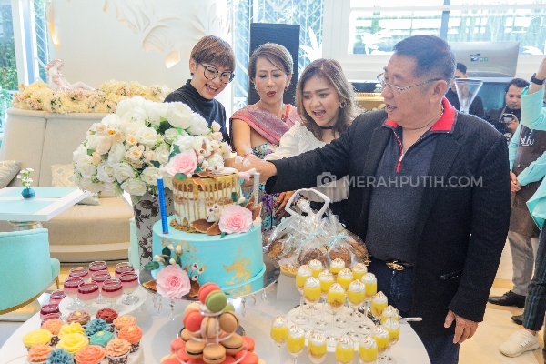 Le Bleu, 'Rebranding' Anni Cafe di Usia Satu Tahun