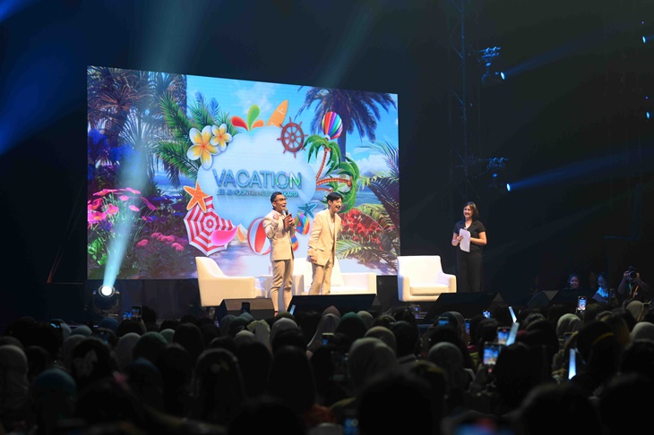 Ribuan Fans Terbius Pesona Lee Je-Hoon di Fan Meet