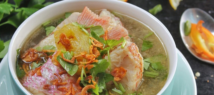 Bosan Menu Bersantan? Nikmati Sup Ikan Segar