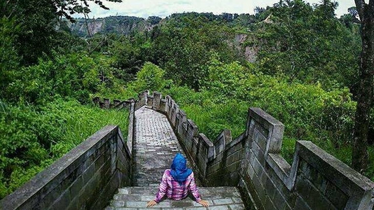 Indahnya Tembok Besar Tiongkok Rasa Bukittinggi