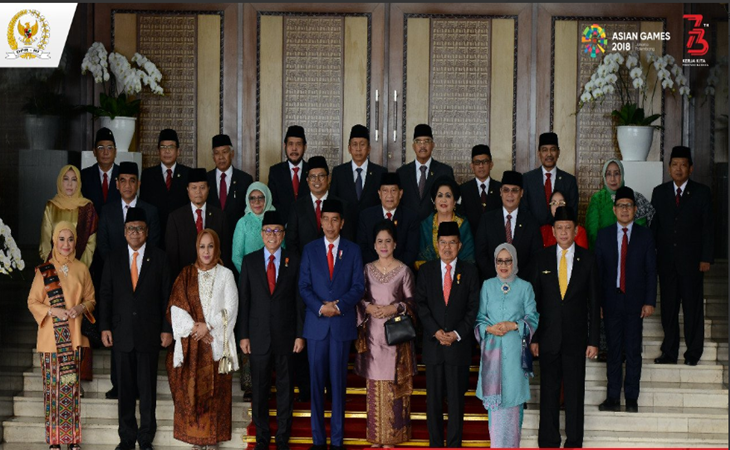 Presiden Jokowi bersama pimpinan DPR/MPR