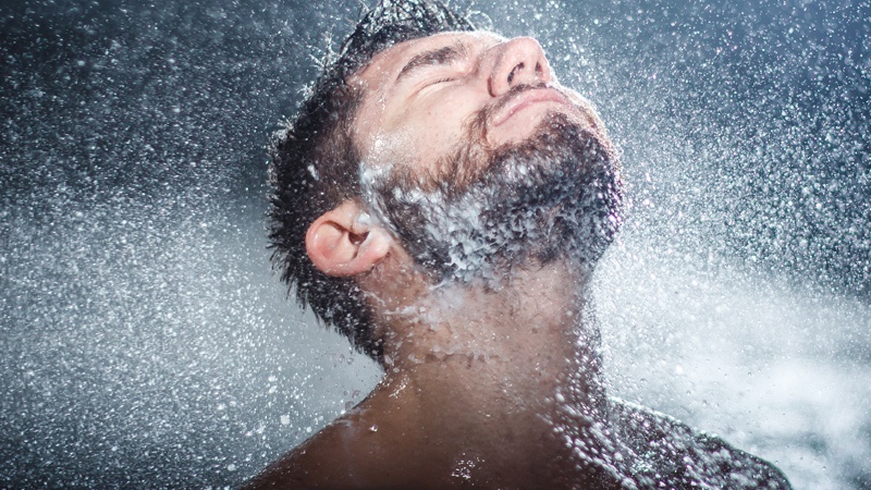 Jangan Segan Mandi Pakai Air Dingin, Banyak Manfaatnya untuk Tubuh