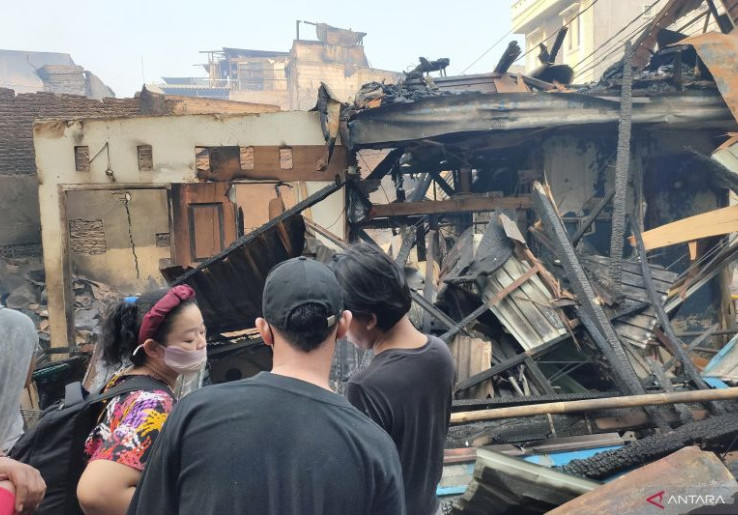 70 Rumah Hangus dalam Kebakaran di Tambora Jakarta Barat