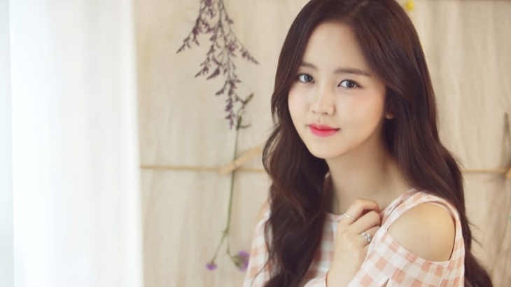 Kim So Hyun Tanda Tangani Kontrak Baru dengan E&T Story Entertainment