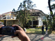 Foto Dalam Brankas Emas Sentul Diduga Jampidsus, Polri: Masih Didalami, Mohon Waktu
