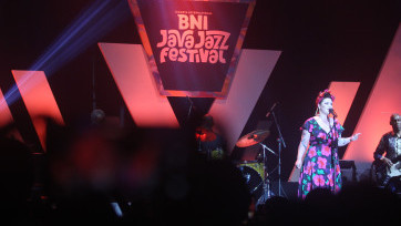 Aksi Panggung The Amy Winehouse Band Meriahkan Gelaran Java Jazz Festival 2024