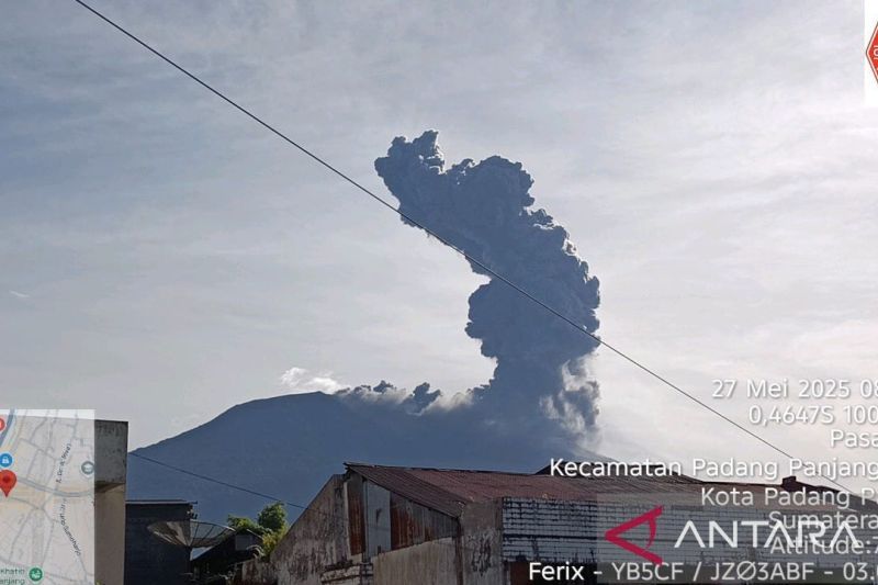 Gunung Marapi di Sumbar Erupsi pada Selasa Pagi, Semburkan Abu Vulkanik Setinggi 1,1 Km