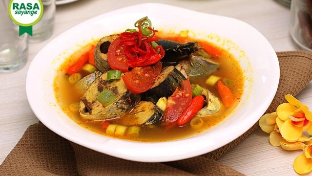Menjajal Segarnya Ikan dengan Sajian Palumara Khas Sulawesi Selatan