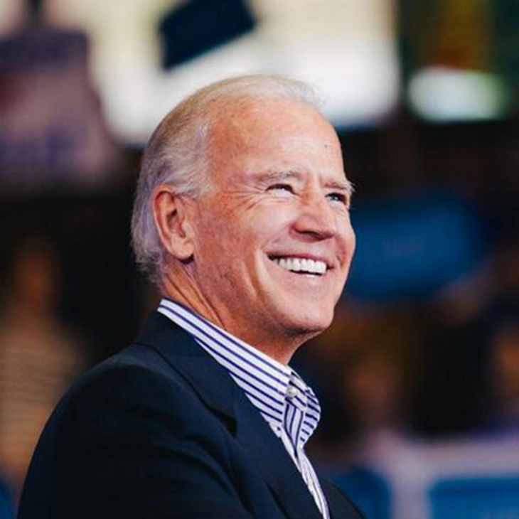 Dukung Julia Loius-Dreyfus, Joe Biden Beri Pesan Manis