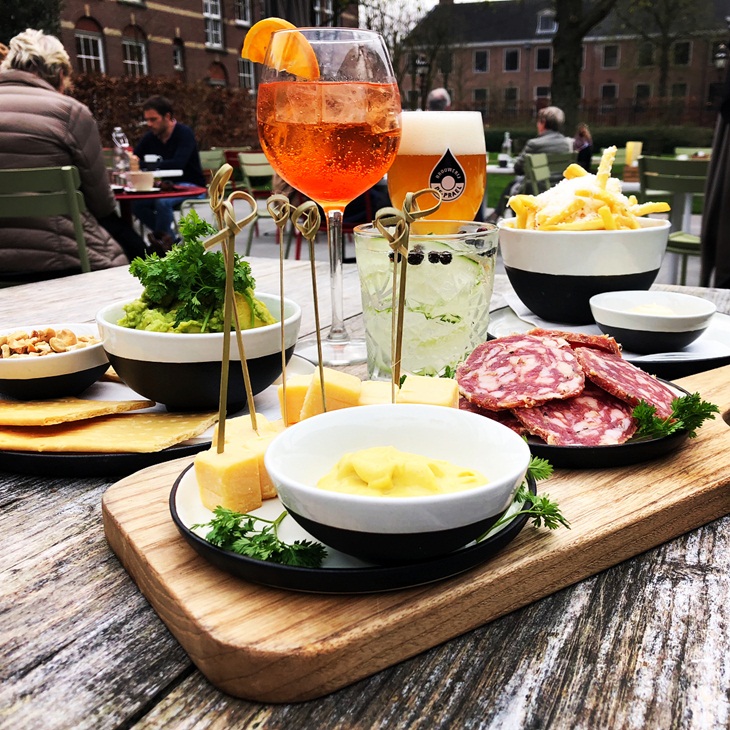Menu di Dignita. (Foto: instagram.com/dignitaamsterdam)