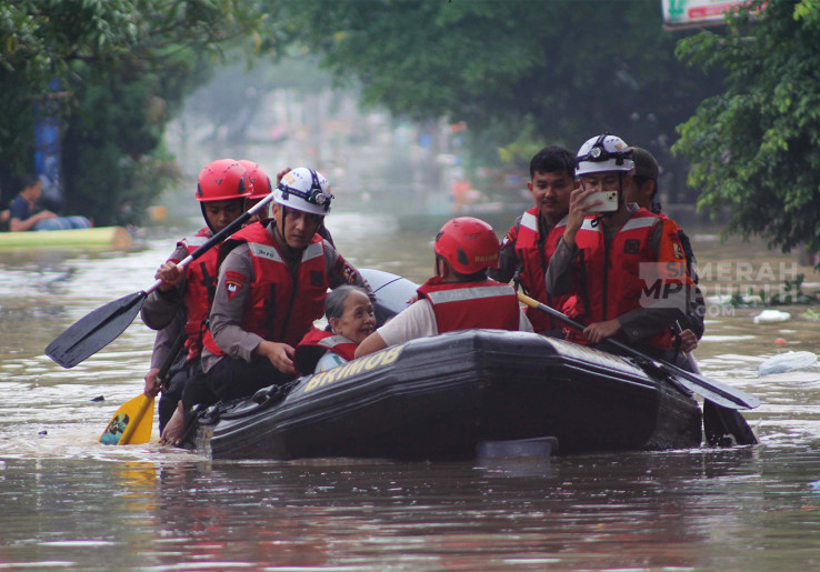 Dianggap Jadi Pemicu Banjir Jabodetabek, Puluhan Vila di Puncak Disegel