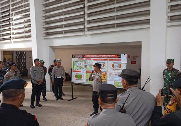 Suporter Timnas Indonesia Dilarang Bawa Kembang Api dan Flare, Polisi Lakukan Pemeriksaan