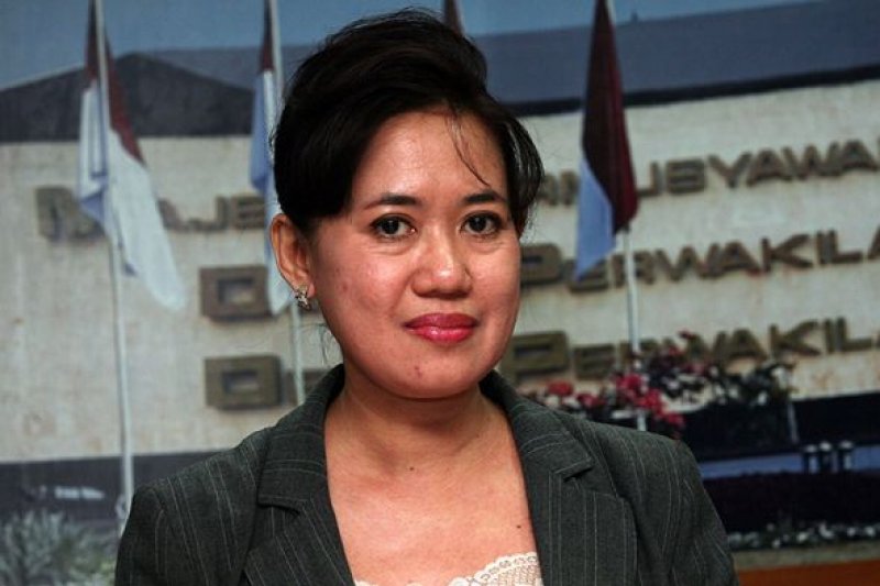 Pengamar pertahanan, Susaningtyas NH Kertopati