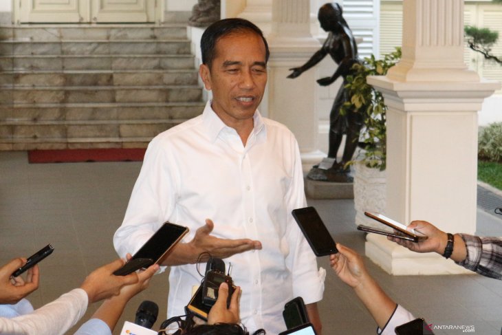 Presiden Jokowi sampai saat ini belum menerbitkan Perppu KPK