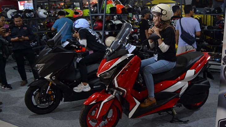 Helm Desain untuk Para Hijaber