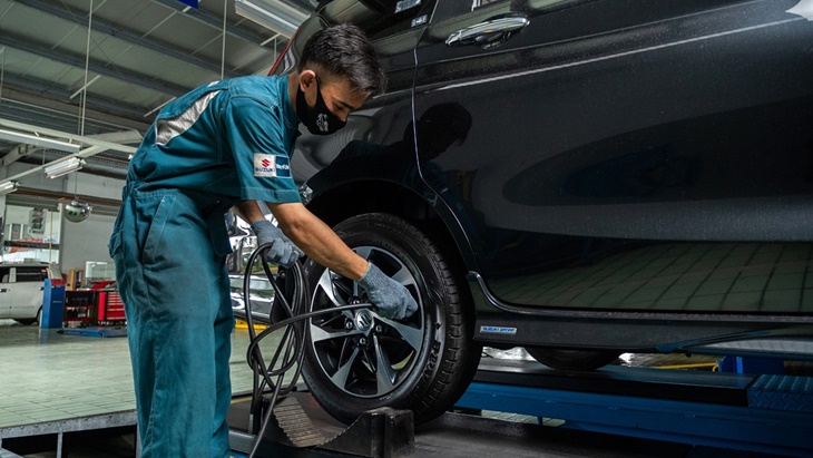 Cek Kondisi Ban Mobil setelah Liburan 