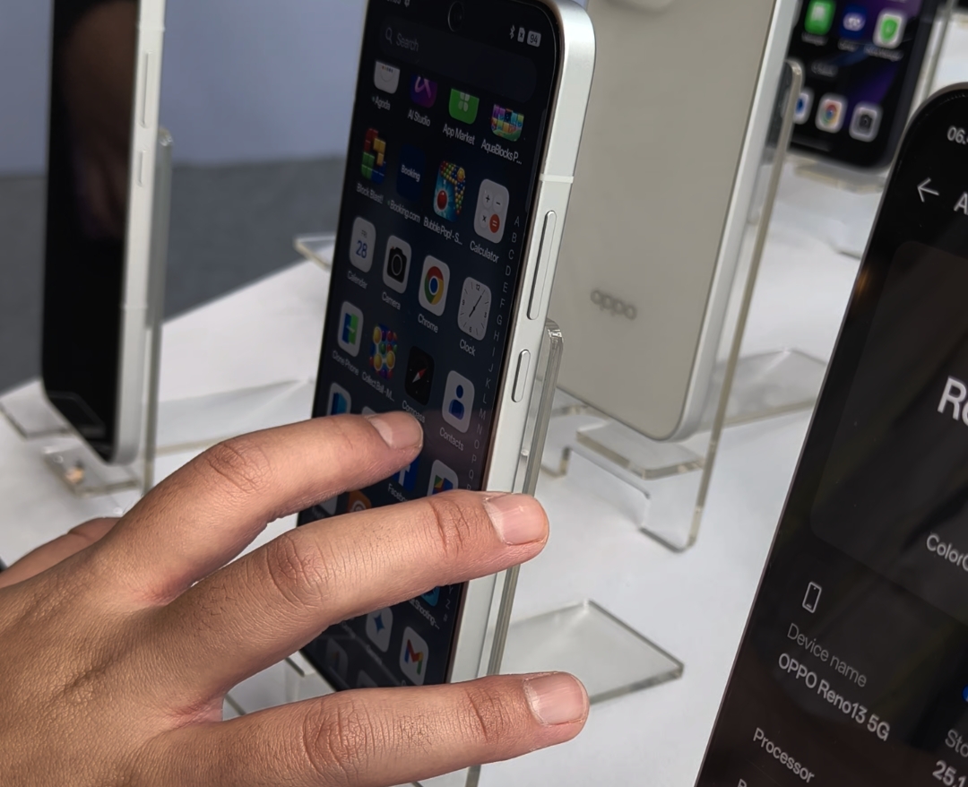 OPPO Reno 13F Tawarkan Bermain Gim Lebih Lama dan Dengan Kecepatan Isi Baterai 47 Menit