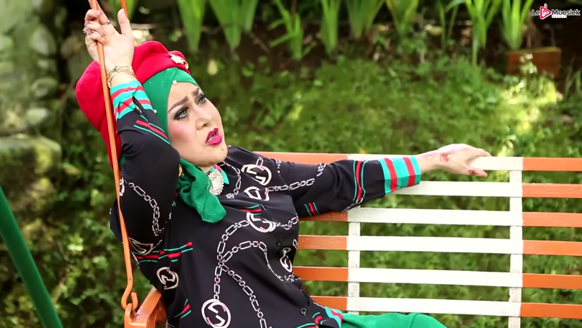 ?Ratu Dangdut Elvy Sukaesih Tak Sabar Tampil di Synchronize Fest 2025