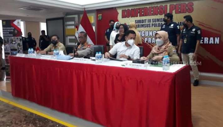 Dokter Kecantikan Abal-abal Ditangkap, Operasi Wajah Pasien dengan Suntik Botox