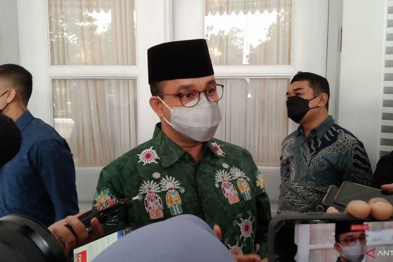 Anies Jamin Pasokan Bahan Pokok Terkendali Setiap Hari