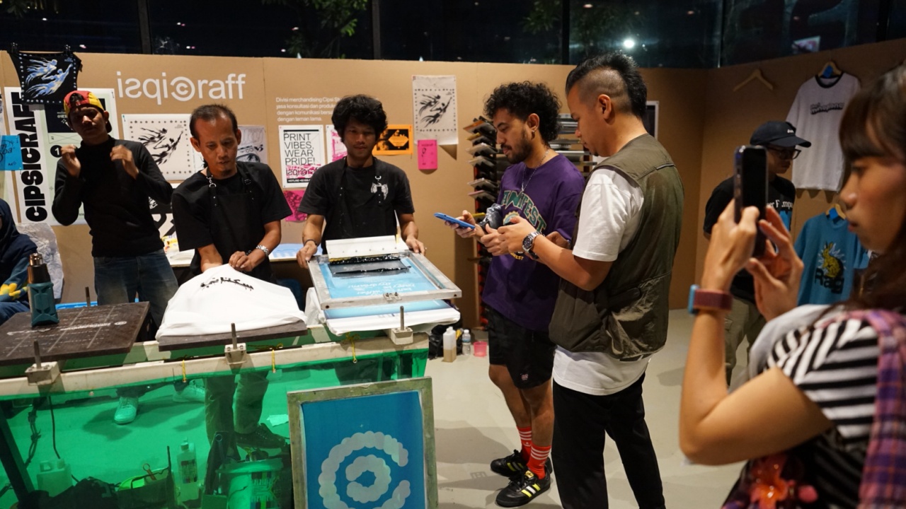 Merch-Making Market Sukses Digelar, Libatkan 80 Toko Merchandise hingga 200 Musisi Lokal
