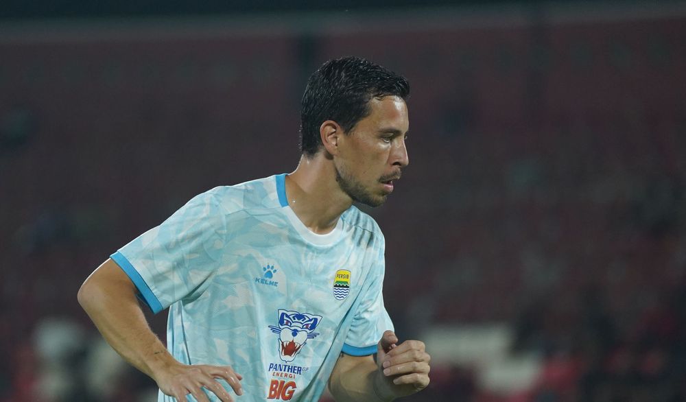 Pede Hadapi Selangor FC, Thom Haye Beberkan Modal Penting Persib Bandung