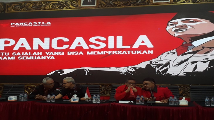 Hasto Kristiyanto dan Andre Parera