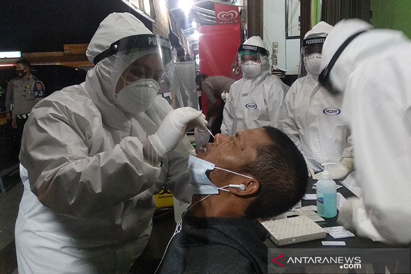 Kapolsek Tambora, Kompol M. Faruk Rozi