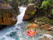 Treking Di Kawasan Curug Kembar Ini Patut Dicoba Pelancong