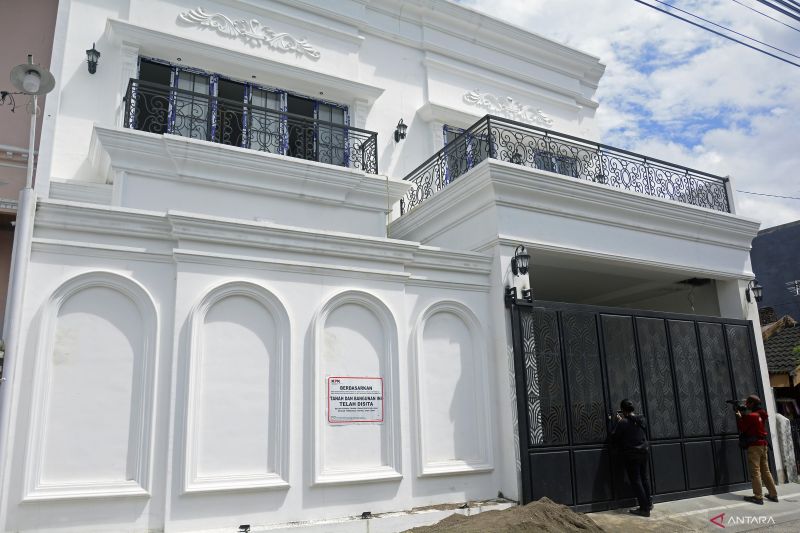 KPK Sita Sejumlah Bukti Pencucian Uang dari Rumah Adik SYL