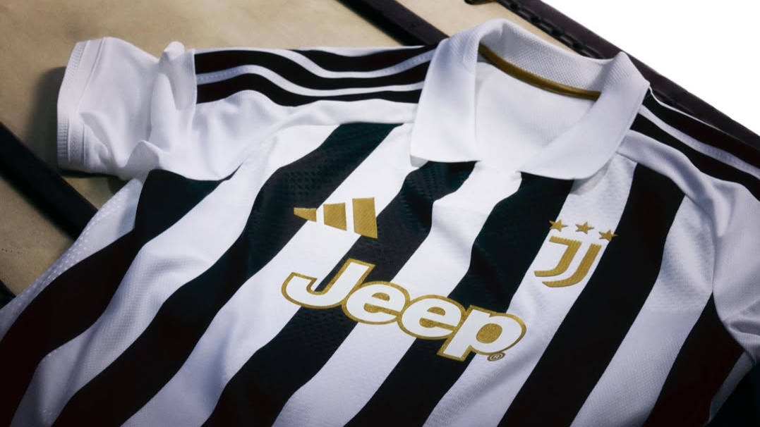 Jersey Kandang Juventus 2026/27 Resmi Meluncur, Bawa Desain Klasik dengan Sentuhan Modern