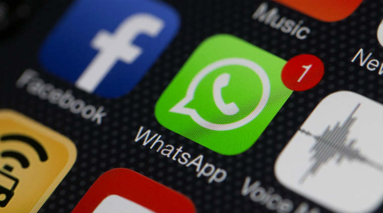Berbalas Pesan Di Whatsapp Tanpa Mengetik dengan Fitur Ini