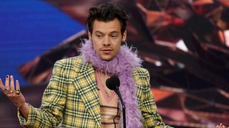 Konser Pre-Orange Bowl Harry Styles Batal Karena COVID-19