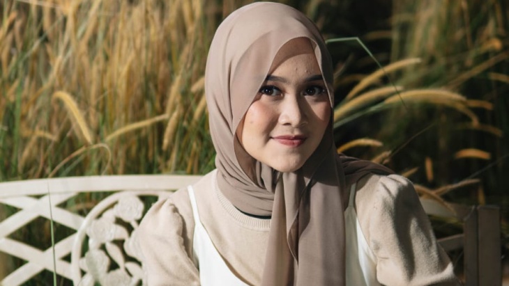 Alma Thania Gandeng Pongki Barata dalam 'Hati Yang Terang'