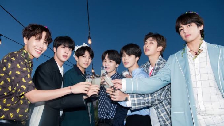 BTS (Foto: Naver x Dispatch)