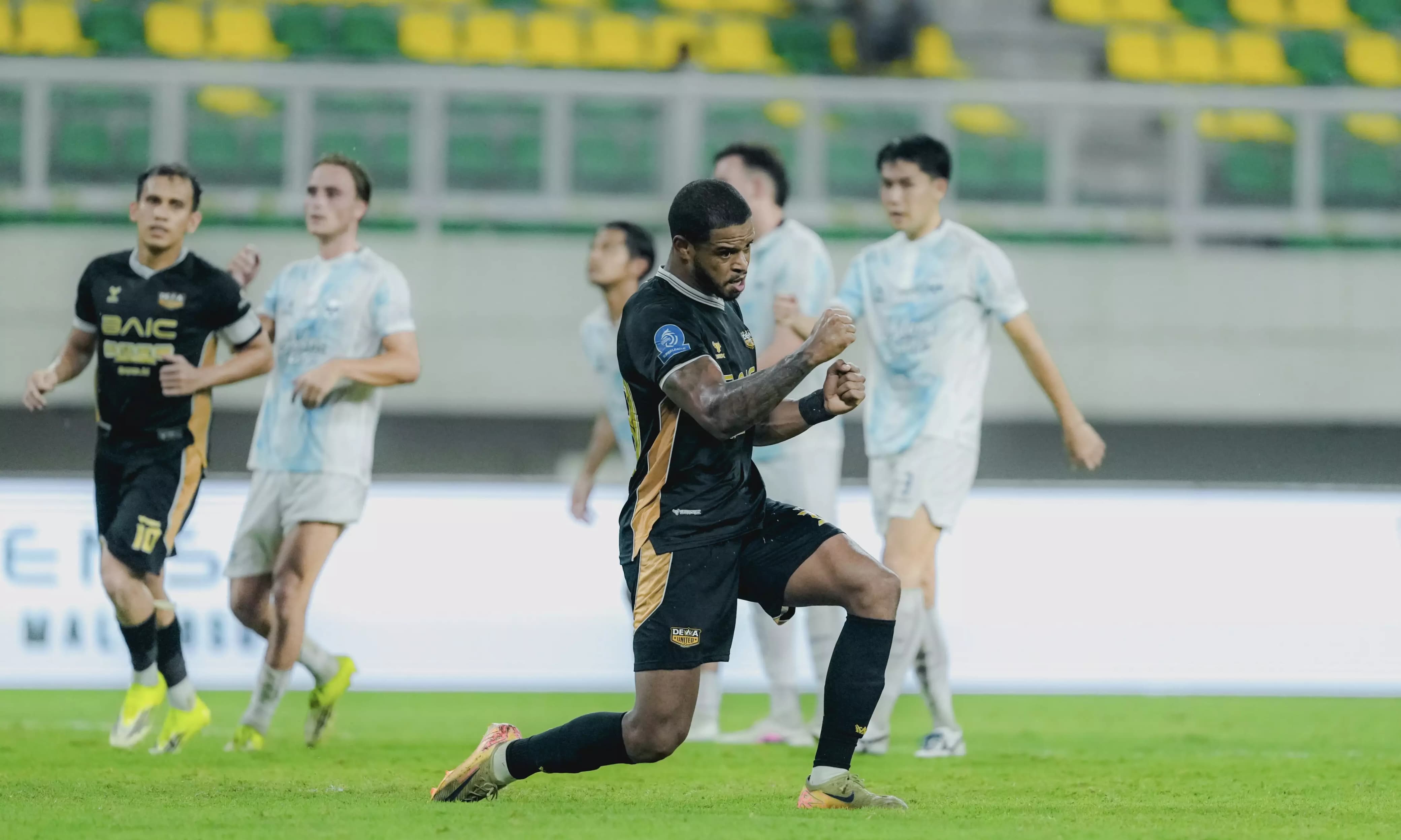 Dewa United Banten FC Vs Persib Bandung Digelar Tanpa Penonton