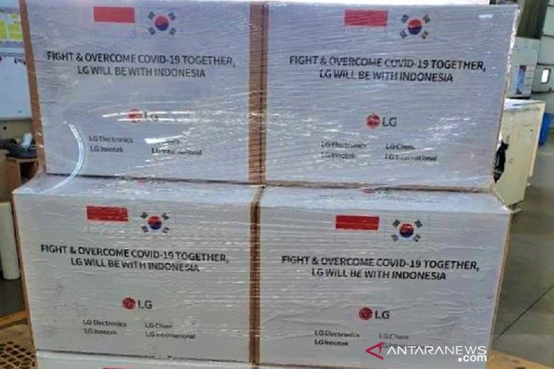 Gugus Tugas Distribusikan Alat PCR Deteksi COVID-19 ke 12 Provinsi