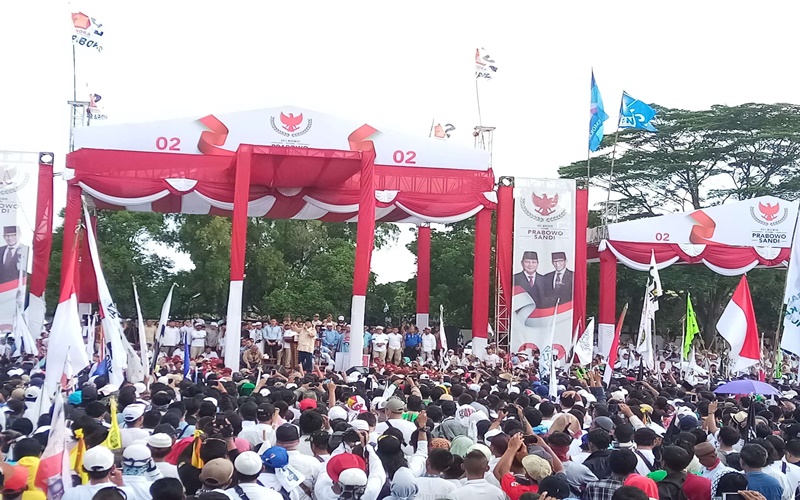 Prabowo saat kampanye super akbar di Solo, Jawa Tengah