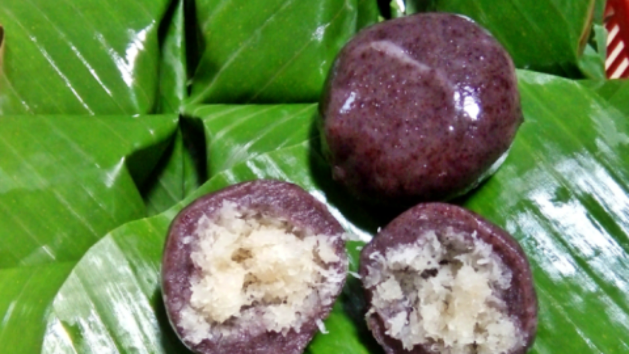 Manis Legit Lopek Bugi khas Riau dalam Bungkusan Daun Pisang