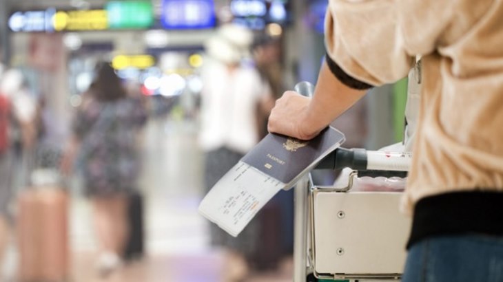 7 Aktivitas Pengusir Bosan Saat Menunggu Pesawat Boarding