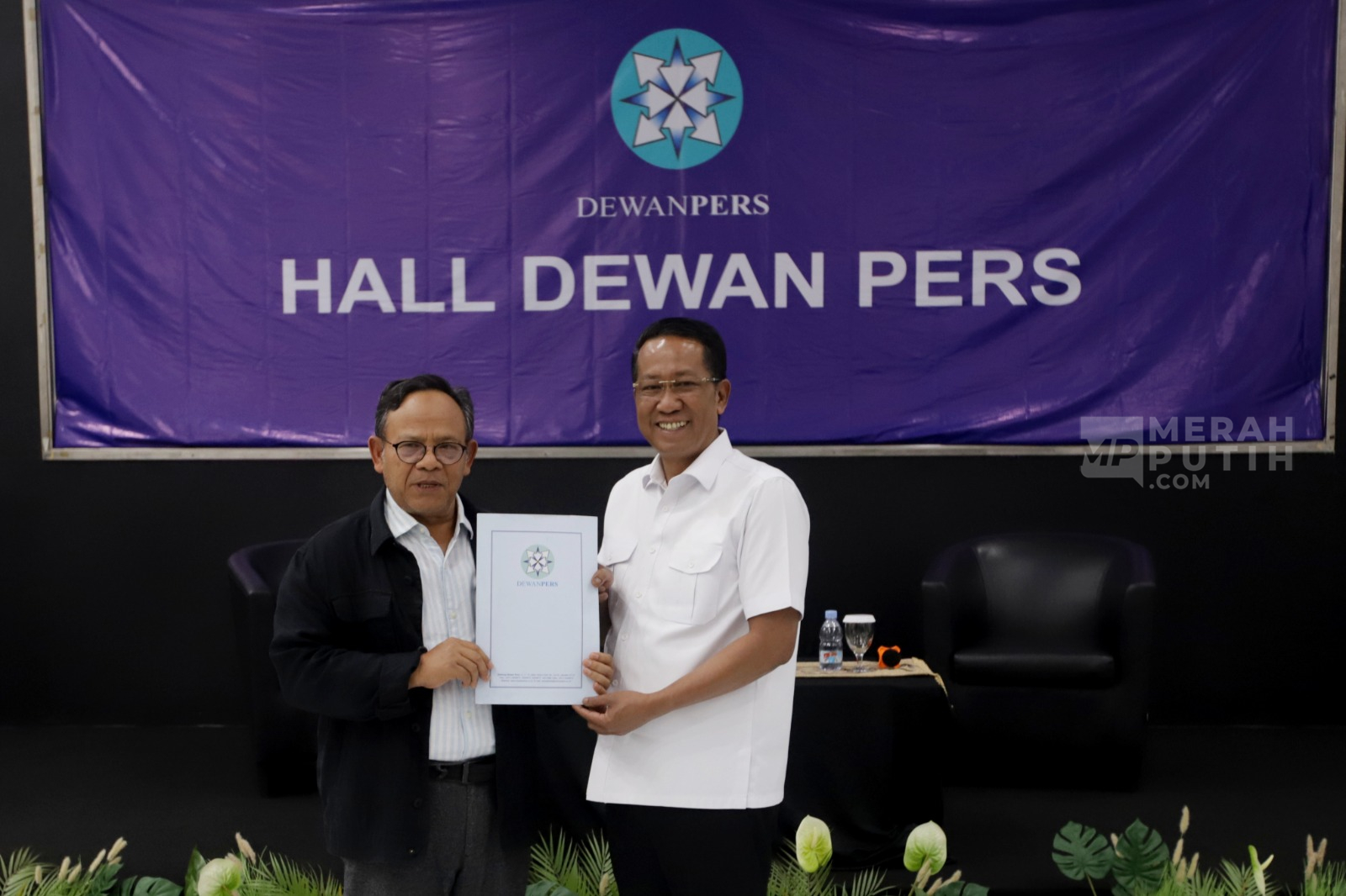 Dewan Pers Serahkan Usulan Revisi UU Hak Cipta ke Menteri Hukum Supratman Andi Agtas